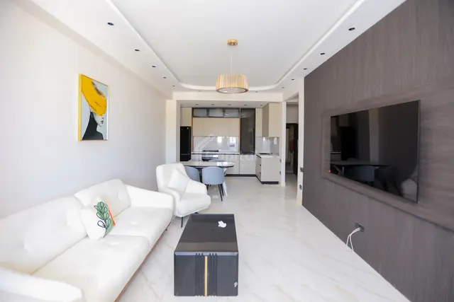 Продажа 2-комнатной квартиры на Ачапняке, Ереван, 65 м², 4/16 этаж, монолит, с ремонтом